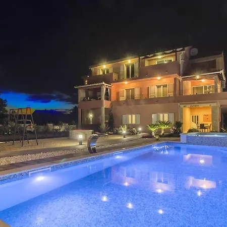 Appartement 3 Bedroom Cozy In