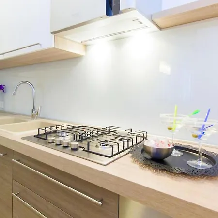 Gorgeous In Apartament *